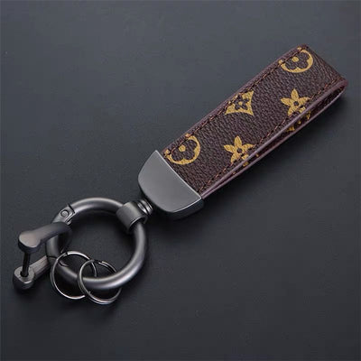 Llavero de Cuero Genuino Premium con Patrón Cuadrado y Hebilla Gunmetal - Image 10