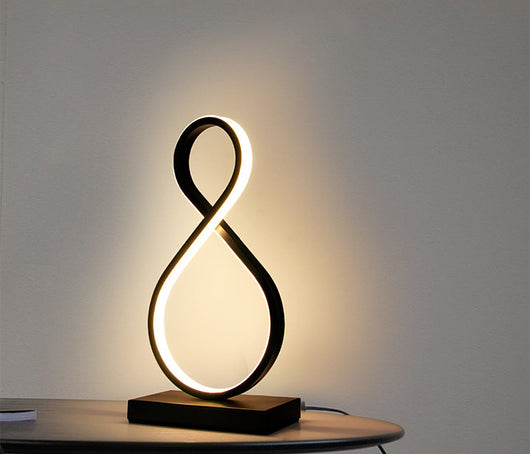 Lámpara de Mesita Nórdica LED - Diseño Moderno con Protección Visual