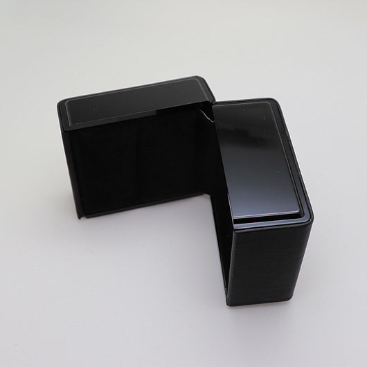 Caja de Anillo de Cuero Personalizada con Logo y Texto Grabado
