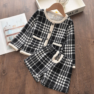 Conjunto Infantil Cuadrillé Coreano Dos Piezas: Blusa Manga Larga + Shorts - Image 8
