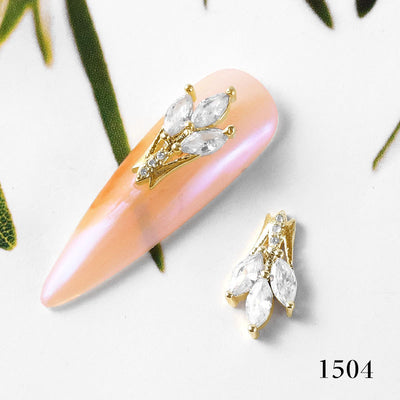 Cadena de Diamantes y Perlas para Uñas con Circonitas de Lujo - Image 7
