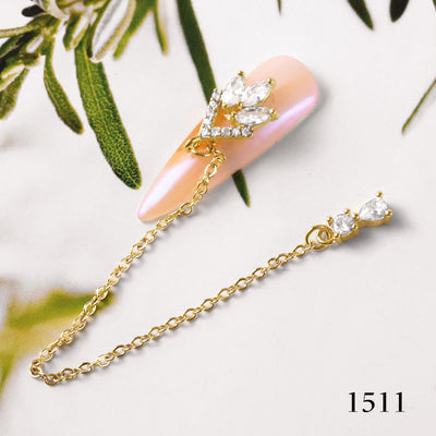 Cadena de Diamantes y Perlas para Uñas con Circonitas de Lujo - Image 24