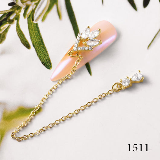 Cadena de Diamantes y Perlas para Uñas con Circonitas de Lujo - Image 24