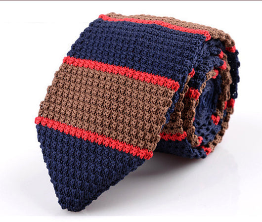 Corbata Retro Británica Coreana de Lana Tejida a Mano con Punta Afilada - Image 3
