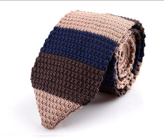 Corbata Retro Británica Coreana de Lana Tejida a Mano con Punta Afilada - Image 11