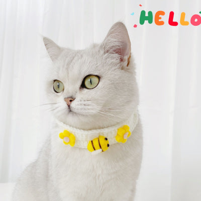 Collar para Gatos de Lana Tejida con Flores, Abejas y Frutas - Diseño Personalizado - Image 5