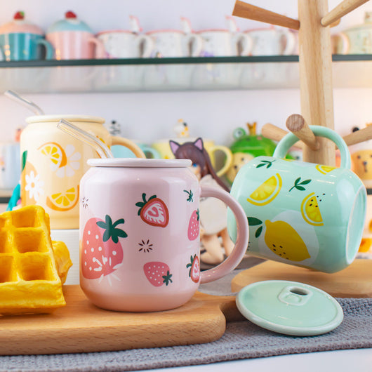 Taza Térmica de Cerámica con Tapa, Cuchara y Diseño Frutal Veraniego - Image 15