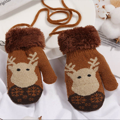 Guantes Infantiles Invierno con Diseño Navideño y Cordón de Seguridad - Image 5