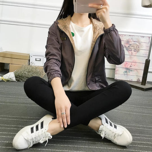 Chamarra Cortavientos Estilo Universitario Holgada Manga Larga para Mujer - Image 14