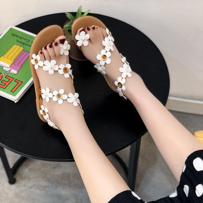 Sandalias Romanas Plus Size para Mujer - Cómodas Planas con Flores para Playa - Image 5
