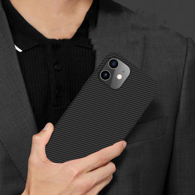 Funda Protectora de Fibra para iPhone - Carcasa Trasera de Alta Resistencia - Image 9