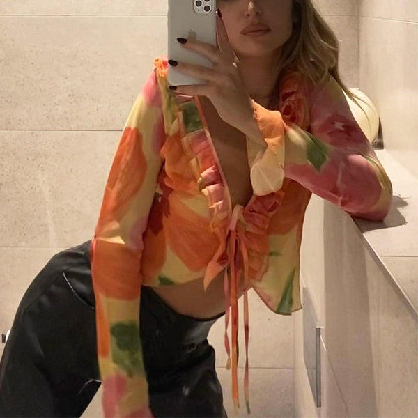 Blusa Manga Larga con Estampado y Detalles Ajustados
