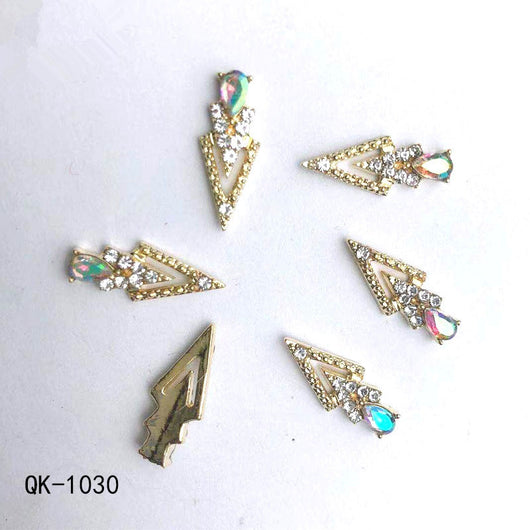 Decoraciones de Uñas Metálicas con Perlas Agua y Diamantes Arcoíris - Image 21