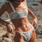 Bikini de Crochet con Abertura Lateral y Estampado de Moño