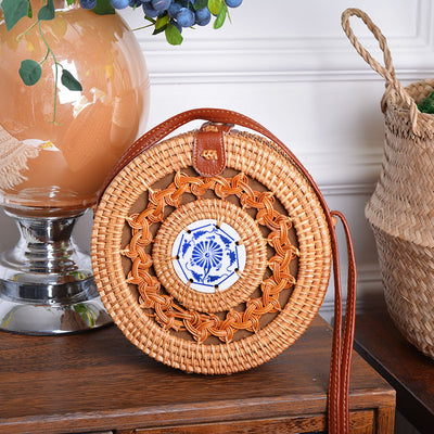 Bolsa Tejida de Ratán Estilo Retro - Diseño Artesanal con Detalles Cerámicos - Image 13