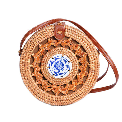 Bolsa Tejida de Ratán Estilo Retro - Diseño Artesanal con Detalles Cerámicos - Image 7