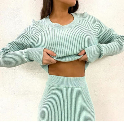 Conjunto de Falda y Suéter Tejido para Mujer - Dos Piezas - Image 14