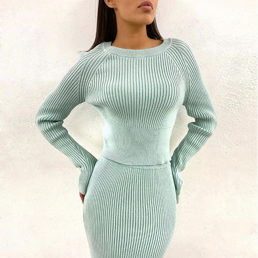 Conjunto de Falda y Suéter Tejido para Mujer - Dos Piezas - Image 13