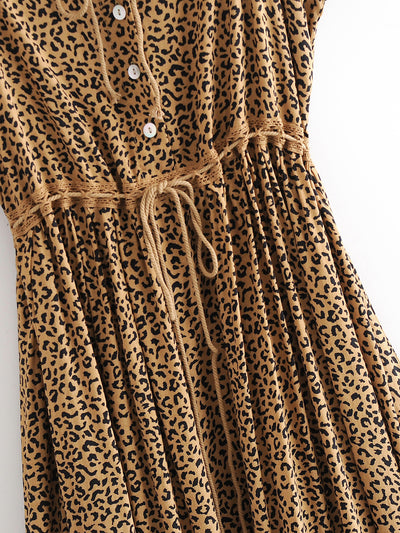 Vestido Estampado Leopardo con Detalles de Encaje - Image 9