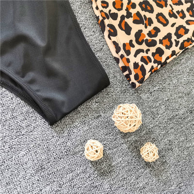 Traje de Baño Leopardo con Abertura - Diseño Moderno para Termas y Playas - Image 2