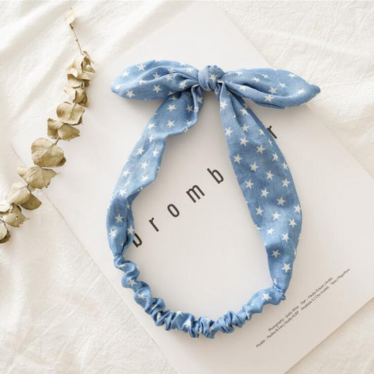 Diadema Elástica con Orejas de Conejo - Accesorio de Moda Versátil