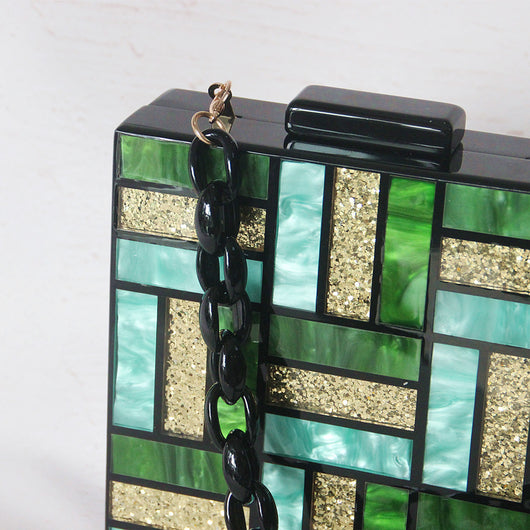 Bolso de Hombro Diagonal Verde con Costura Geométrica - Clutch Acrílico Elegante para Eventos - Image 2