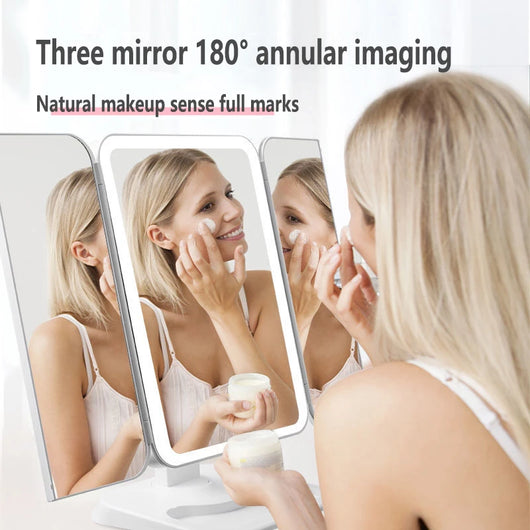 Espejo de Maquillaje Tríptico con Luz LED y Aumento 10X - Image 4