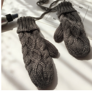 Guantes de Lana Tejidos Coreanos Doble Grosor con Cuelga al Cuello - Cálidos y Elegantes - Image 2