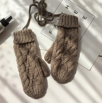 Guantes de Lana Tejidos Coreanos Doble Grosor con Cuelga al Cuello - Cálidos y Elegantes - Image 7