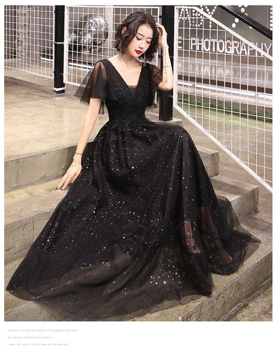 Vestido de Noche Largo Negro Escote V Elegante con Lentejuelas para Fiesta - Image 8