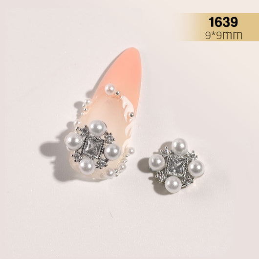 Anillo de Uñas con Cadena de Perlas y Diamantes de Imitación Plateado - Image 4