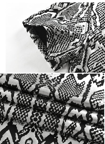 Playera Cuello V Estampado Serpiente para Hombre - Image 11