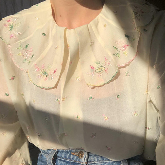 Blusa Vintage con Cuello Bordado de Temperamento Suave - Image 4
