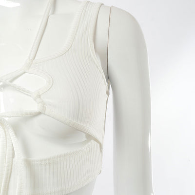 Blusa Halter sin Mangas con Detalle Hueco en la Cintura - Image 9