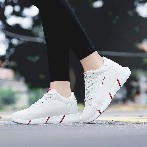 Zapatillas Deportivas Escolares con Suela Elevadora y Refuerzo de Cuero