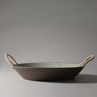 Plato Japonés de Cerámica Artesanal con Diseño Geométrico