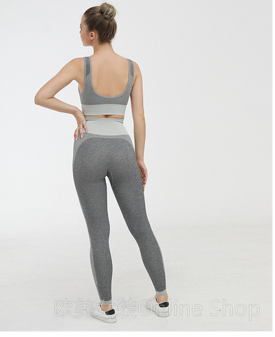 Conjunto de Yoga sin Costuras con Tecnología Absorbente de Humedad para Mujer - Image 6