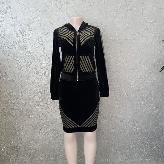 Conjunto de Falda y Chaqueta con Capucha de Terciopelo Dorado Africano - Image 14