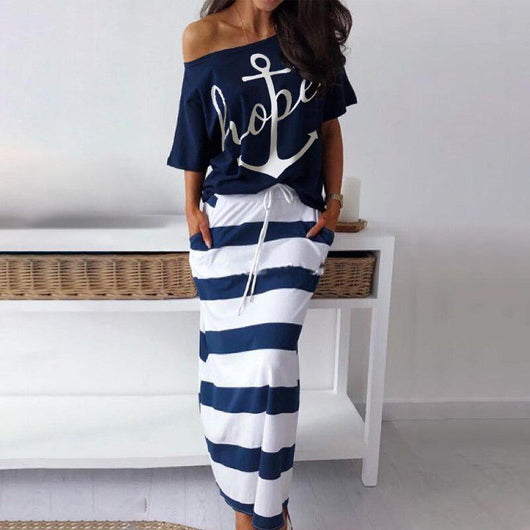 Conjunto Infantil Náutico: Playera y Falda con Estampa de Ancla - Image 4