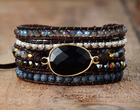 Pulsera Bohemia de Ágata Negra Tejida a Mano con Cuentas y Cuero Multicapa - Image 6