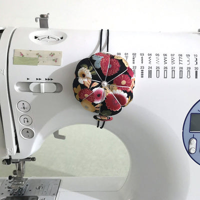 Alfiletero de Muñeca Dual con Diseño de Calabaza - Accesorios de Costura Europeos - Image 6