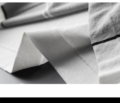 Camisa de Seda Helada para Hombre con Cuello Combinado - Image 17