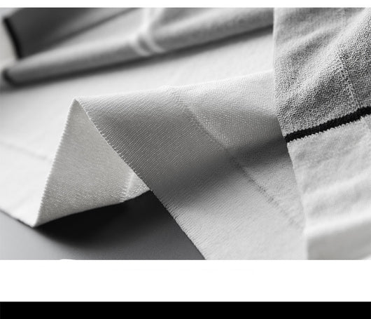 Camisa de Seda Helada para Hombre con Cuello Combinado - Image 17