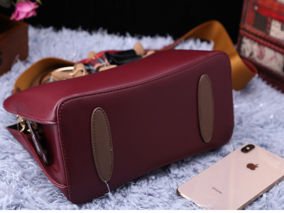 Bolsa de Cuero Auténtico para Mujer - Estilo Trendy Messenger Ejecutiva - Image 16