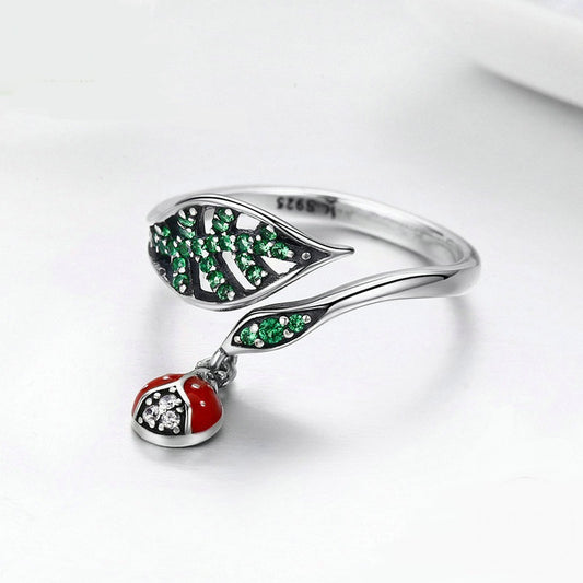 Anillo Mariquita Personalidad - Joya Delicada y Significativa - Image 2