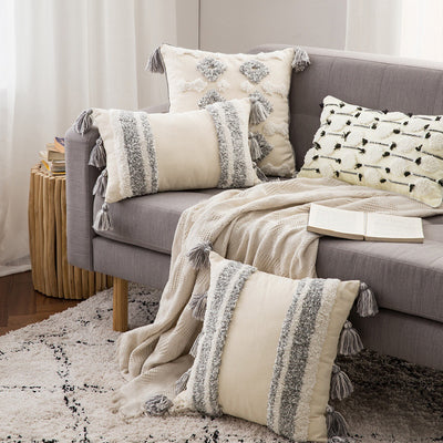 Funda de Almohada Bohemia con Borlas y Detalles Tufados para Decoración del Hogar - Image 3