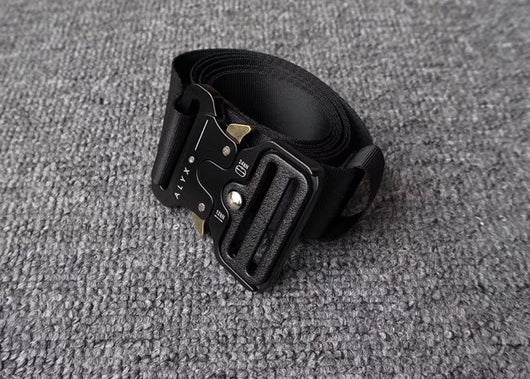 Cinturón Industrial de Metal con Hebilla Estrella - Unisex Moda Contemporánea - Image 3