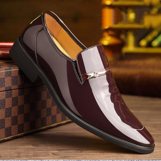 Zapatos de Cuero Patent Elegantes Punta Afilada para Hombre - Formal y Casual - Image 8