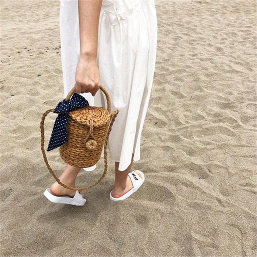 Bolsa de Playa Tejida con Moño - Cartera de Mano para Damas en Paja Natural - Image 6