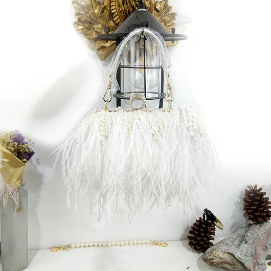 Bolso de Noche Elegante con Plumas de Avestruz y Cadena de Perlas - Image 12